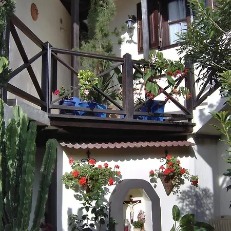 Apartman Aptos Monasterio De San Antonio 5